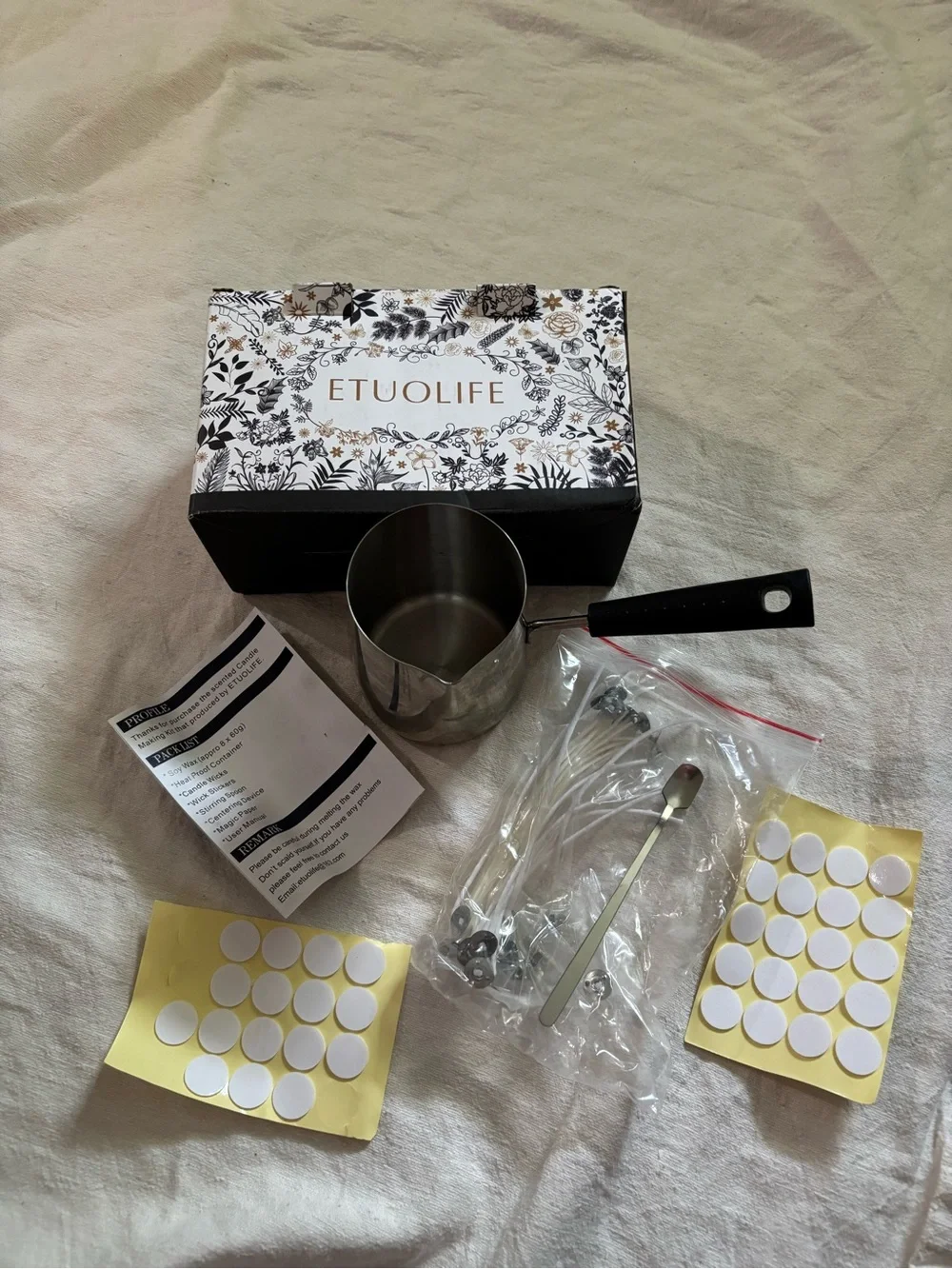 ETUOLIFE Soy Wax Scented Candle Making Kit, Container, Pouring Pot, Wicks